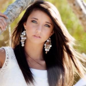 Meet your Posher, Megan jewell